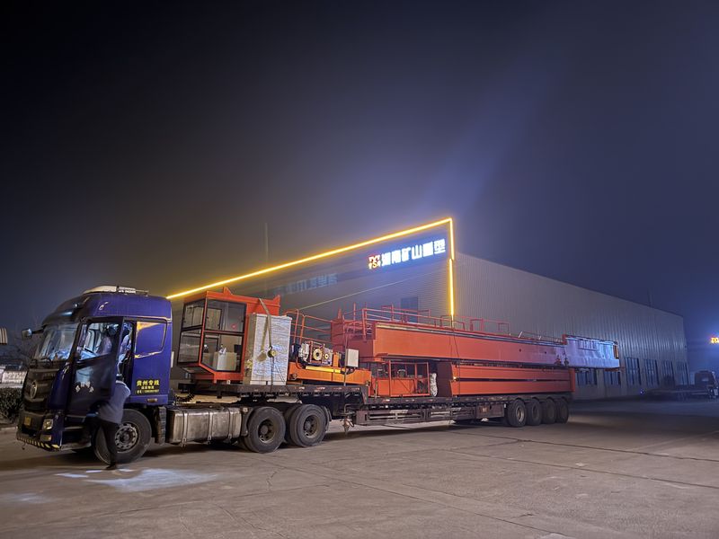 全包廂半龍門 MHB3t-6m 制作完成 裝車發出